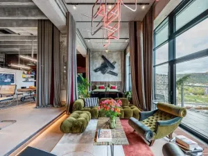 Prodej atypického bytu, Praha - Modřany, Československého exilu, 277 m2