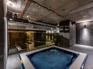 Prodej atypického bytu, Praha - Modřany, Československého exilu, 277 m2