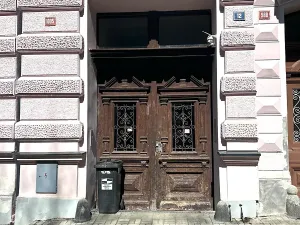 Prodej garáže, Karlovy Vary, Svahová, 100 m2