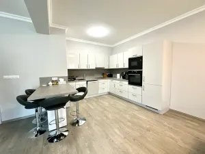 Prodej bytu 4+kk, Karlovy Vary, Spálená, 120 m2