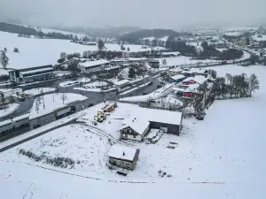 Prodej obchodního prostoru, Furth im Wald, Německo, 584 m2