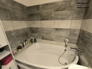 Pronájem bytu 2+kk, Chlumec, Stradovská, 45 m2