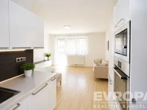 Pronájem bytu 2+kk, Praha - Háje, Jurkovičova, 53 m2