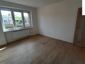 Prodej bytu 3+kk, Hrochův Týnec, Sídliště, 64 m2