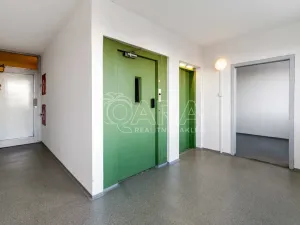 Prodej bytu 3+1, Praha - Černý Most, Vybíralova, 77 m2