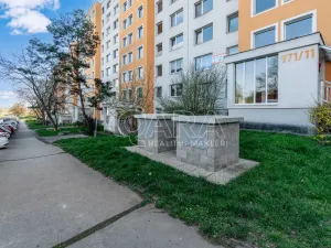 Prodej bytu 3+1, Praha - Černý Most, Vybíralova, 77 m2