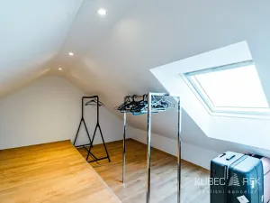 Pronájem bytu 1+kk, Praha - Jinonice, V Roháčích, 30 m2