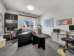 Prodej kanceláře, Havlíčkův Brod, Sázavská, 750 m2
