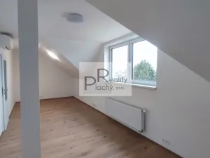 Prodej bytu 3+kk, Hevlín, 125 m2