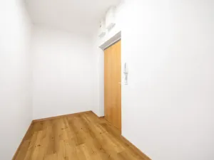 Prodej bytu 3+kk, Praha - Kyje, Sicherova, 91 m2