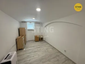 Pronájem bytu 2+1, Opava, Mírová, 40 m2