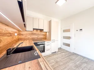 Pronájem bytu 2+kk, Znojmo, Vančurova, 48 m2