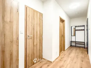 Pronájem bytu 2+kk, Znojmo, Vančurova, 48 m2