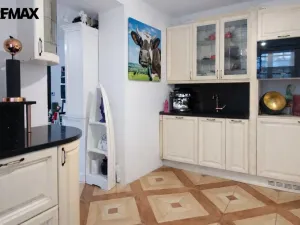 Prodej bytu 3+kk, Karlovy Vary, Křižíkova, 86 m2