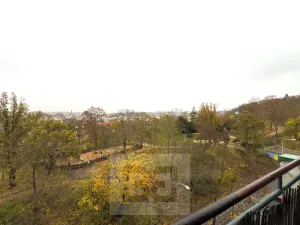 Pronájem bytu 1+1, Praha - Smíchov, Na Skalce, 35 m2