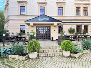 Pronájem restaurace, Praha - Dejvice, Na Kocínce, 350 m2
