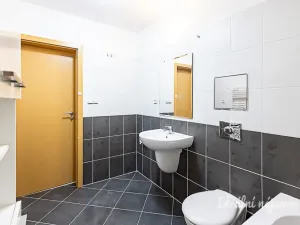 Pronájem bytu 2+kk, Praha - Strašnice, Na hroudě, 72 m2