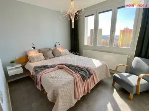 Pronájem bytu 3+1, Praha - Kamýk, Zárubova, 83 m2