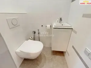 Pronájem bytu 3+1, Praha - Kamýk, Zárubova, 83 m2