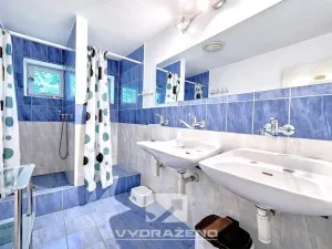 Prodej ubytování, Dolní Dvůr, 280 m2