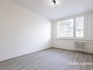 Pronájem bytu 3+1, Praha - Horní Měcholupy, Ravennská, 74 m2