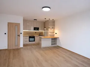 Pronájem bytu 2+kk, Praha - Hlubočepy, Werichova, 50 m2