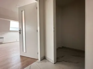 Pronájem bytu 3+kk, Praha - Žižkov, Jeronýmova, 74 m2