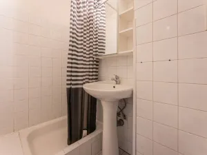 Pronájem bytu 1+kk, Praha - Smíchov, Holečkova, 26 m2