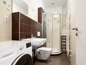 Prodej bytu 1+kk, Praha - Uhříněves, Bečovská, 20 m2