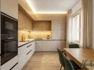 Prodej bytu 2+kk, Havířov - Město, Dlouhá třída, 51 m2