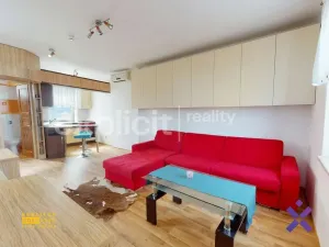 Pronájem rodinného domu, Zlín, Pod Vrškem, 36 m2