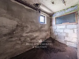 Prodej bytu 3+1, Nespeky, Benešovská, 62 m2