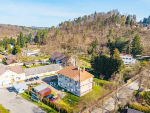 Prodej bytu 3+1, Nespeky, Benešovská, 78 m2