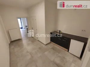 Pronájem obchodního prostoru, Praha - Smíchov, Plzeňská, 37 m2