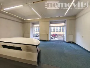 Prodej obchodního prostoru, Pardubice, Za Pasáží, 73 m2
