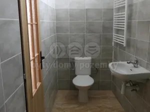 Pronájem bytu 1+1, Jaroměř, nám. Československé armády, 50 m2