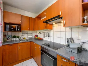 Prodej bytu 3+1, Plzeň - Doubravka, Na Dlouhých, 68 m2