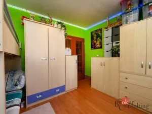 Prodej bytu 3+1, Plzeň - Doubravka, Na Dlouhých, 68 m2