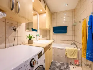 Prodej bytu 3+1, Plzeň - Doubravka, Na Dlouhých, 68 m2