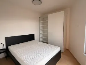 Pronájem bytu 1+kk, Praha - Strašnice, Michelangelova, 35 m2