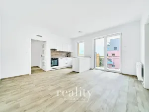 Pronájem bytu 2+kk, Jihlava, Vrchlického, 55 m2