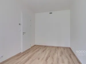 Pronájem bytu 2+kk, Praha - Hloubětín, Domalípova, 127 m2