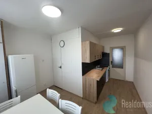 Pronájem bytu 2+1, České Budějovice - České Budějovice 2, J. Opletala, 65 m2