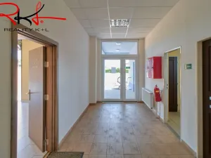 Pronájem kanceláře, Roudnice nad Labem, Kratochvílova, 368 m2