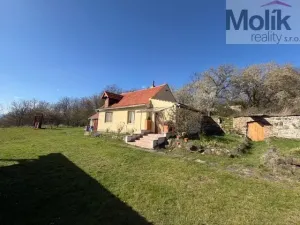 Prodej rodinného domu, Bečov - Milá, 855 m2
