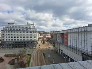 Pronájem kanceláře, Liberec, nám. Soukenné, 20 m2