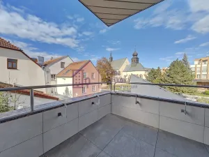 Pronájem bytu 1+kk, Jindřichův Hradec - Jindřichův Hradec II, Nádražní, 43 m2