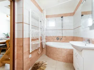 Prodej rodinného domu, Velký Chlumec, 97 m2