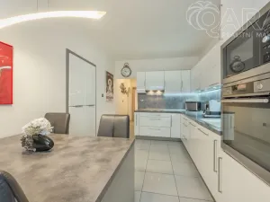 Pronájem bytu 3+1, Praha - Strašnice, Průběžná, 78 m2