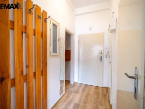 Pronájem bytu 1+kk, Praha - Žižkov, Biskupcova, 26 m2